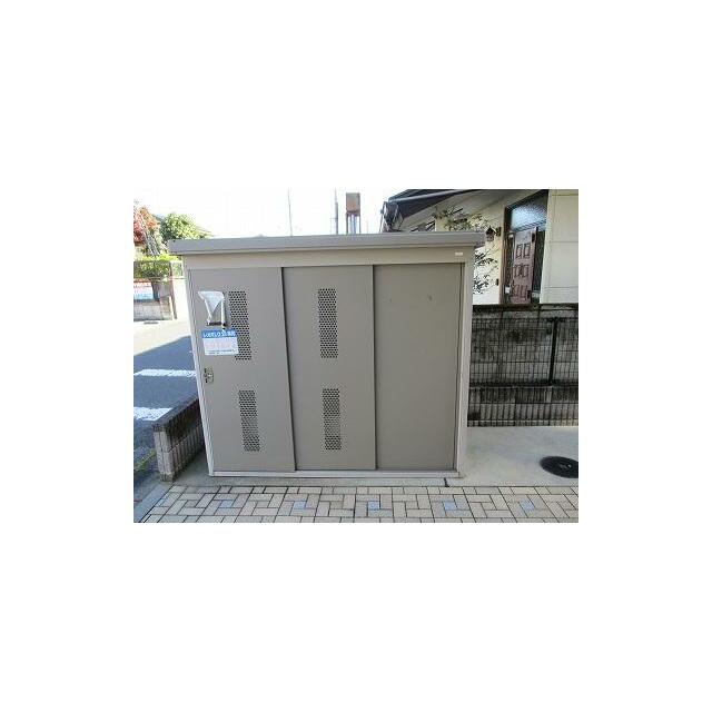 入居者様専用ゴミ庫です。