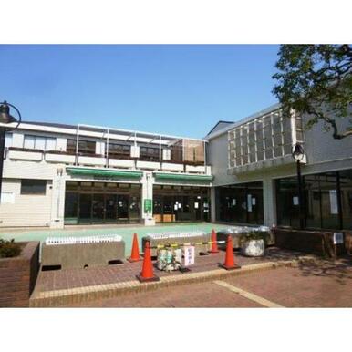 世田谷区立桜丘図書館