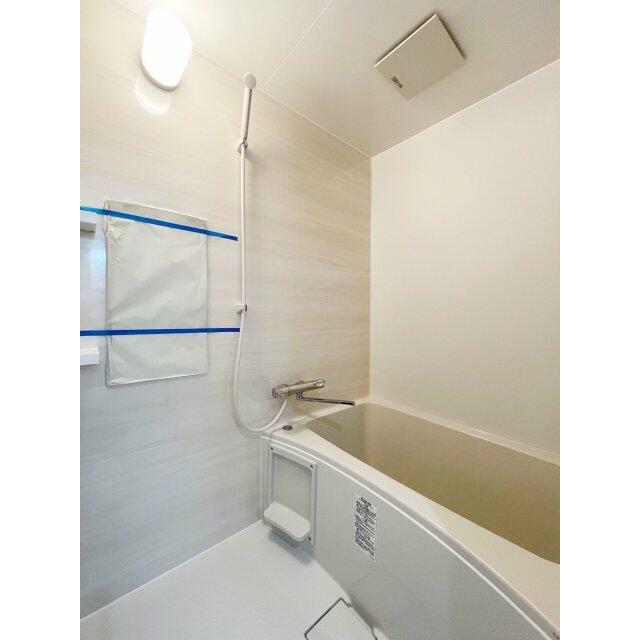 日々の疲れを癒すお風呂付です