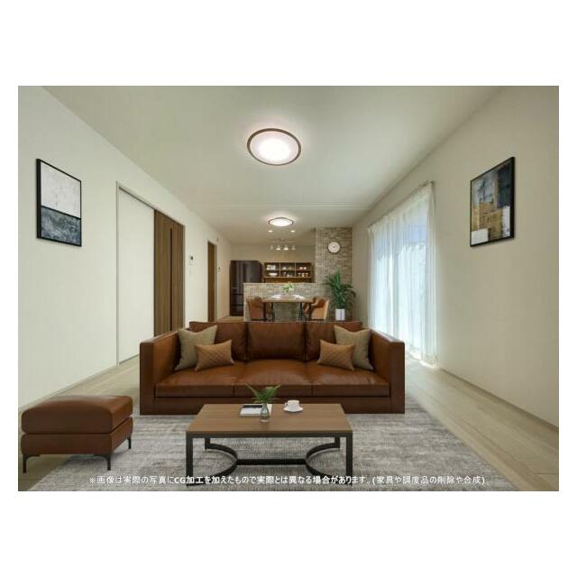 開放感のあるゆとりあるリビング。採光にもこだわった居心地の良い空間です♪