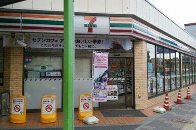 セブンイレブン 横浜大口通店