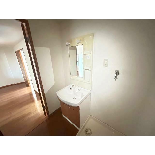 洗髪洗面化粧台