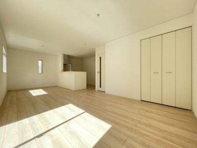 リビングは家族みんなが集まり何気ない出来事も気軽に話せる明るい空間＾＾