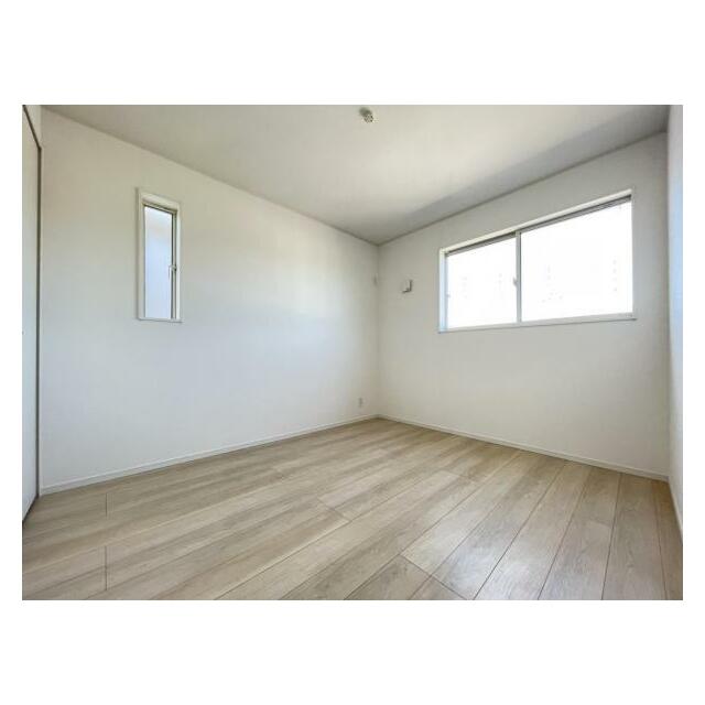 2階にはお部屋が3部屋！全部屋に収納が付いています＾＾