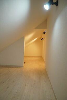 ライティングも雰囲気があります