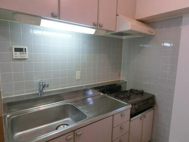 (参考)同一建物内の他の部屋の写真となります。