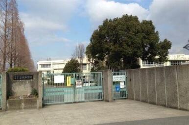 和泉市立富秋中学校