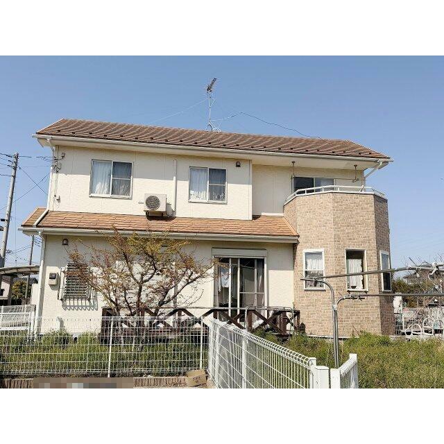 欧風な外観でかわいらしいバルコニー！