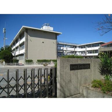 春日市立春日南小学校