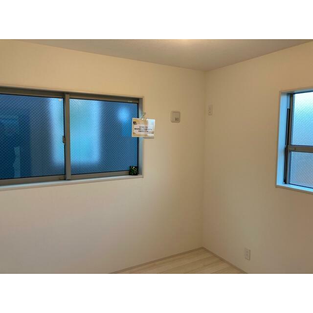 お持ちの家具の配置を考えると洋室のお部屋が暮らしやすいという方に（2号棟）