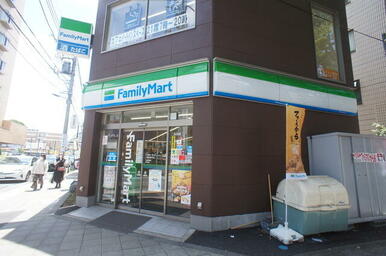 ファミリーマート八幡山駅北店