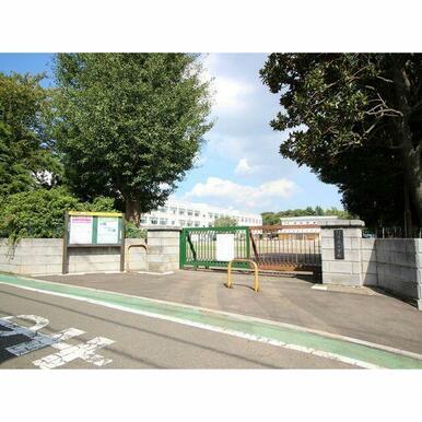 大和市立　深見小学校