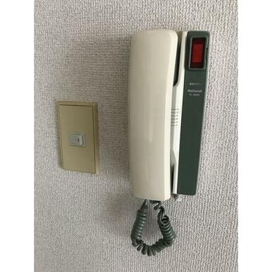 インターホン