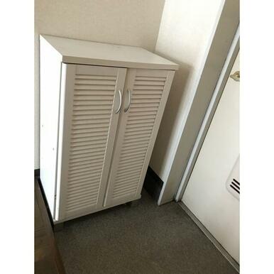 玄関にシューズボックス有