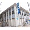 銀行