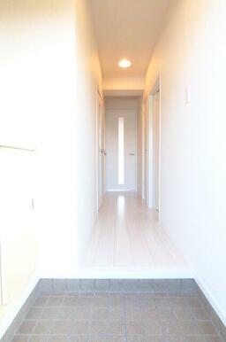 ★玄関にシューズＢＯＸあります★