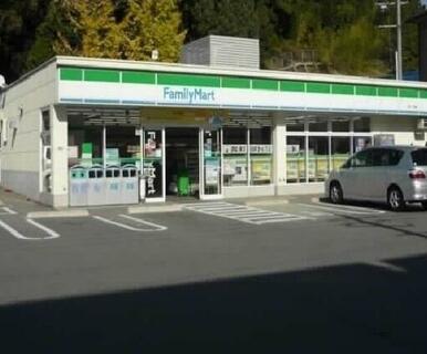ファミリーマート