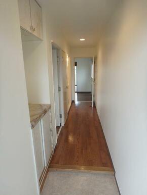 玄関横シューズボックス有り