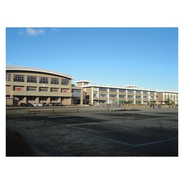 古里中学校　1667ｍ/徒歩21分、車5分