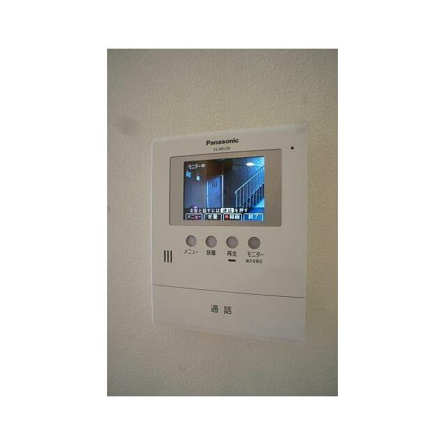 退去予定のお部屋のため２０１号室の写真となります。