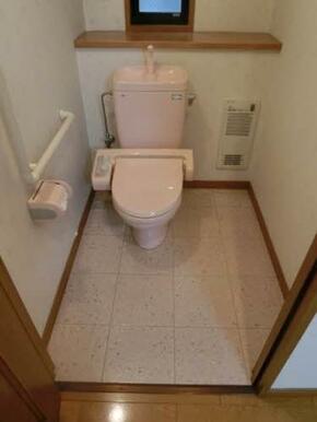 ２階にもトイレがあります！補修前