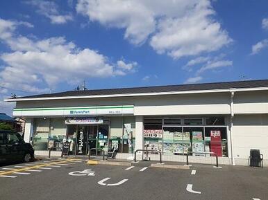 ファミリーマート　樫原江ノ本町