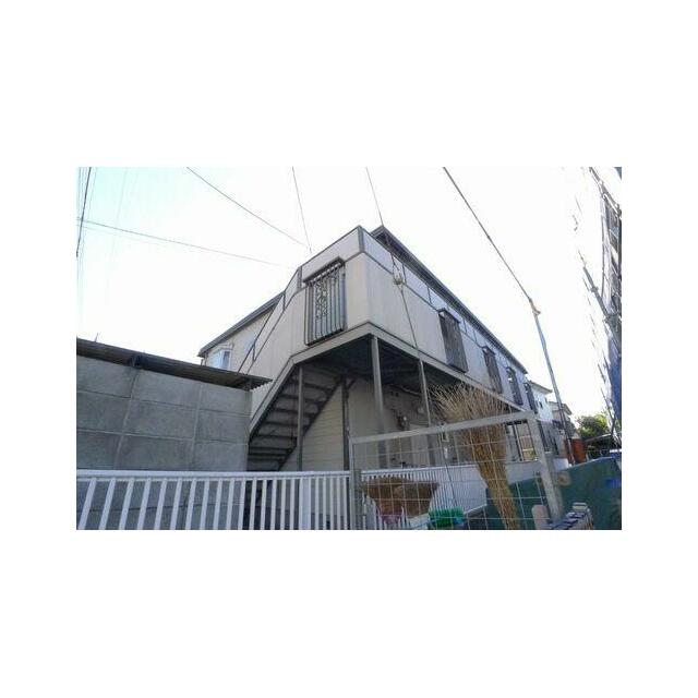 積水ハウス施工の耐震性に優れた軽量鉄骨造の賃貸住宅。