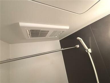 浴室乾燥機付き