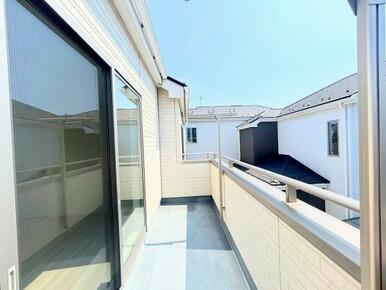 バルコニー別角度から