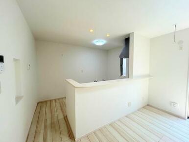 キッチン 別角度から