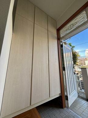 シューズボックス