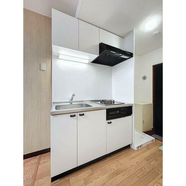 システムキッチン（2口ガスコンロ・グリル付）