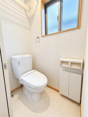 各階にトイレを設けており、ご家族が揃う時もゆとりをもってご利用いただけます。