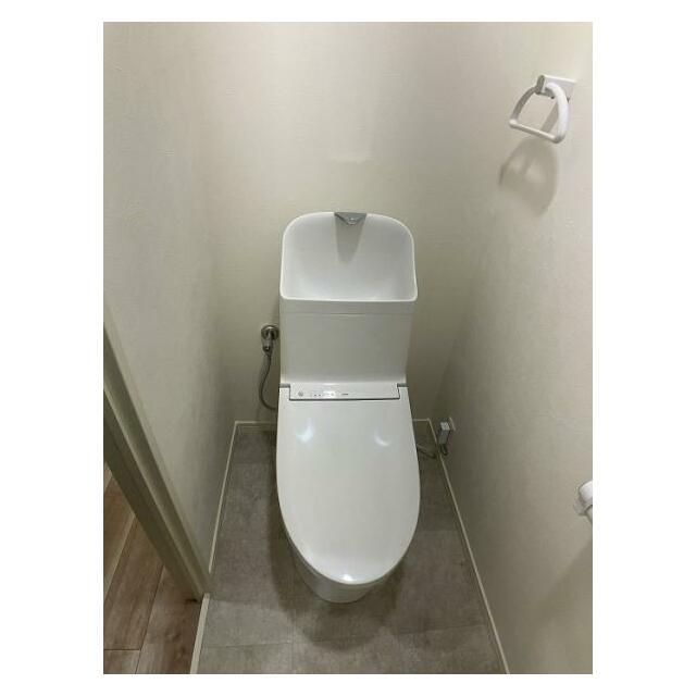 トイレは新品交換しました