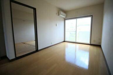 参照　リビング