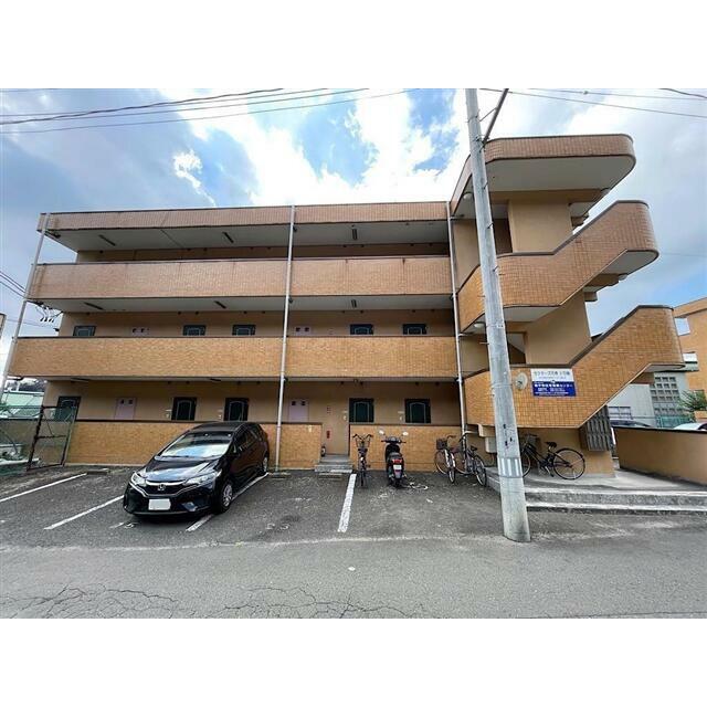 「セクターズ荒巻２号棟」外観写真