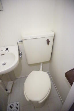 清潔感ある洋式トイレです☆