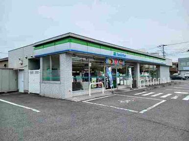 ファミリーマート