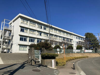 綾瀬市立城山中学校