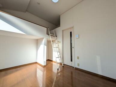 ※クリーニング前の写真です。