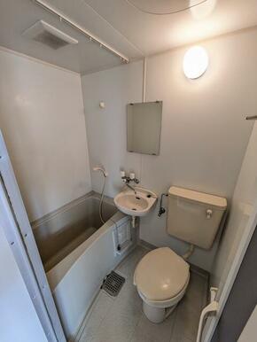 ※クリーニング前の写真です。