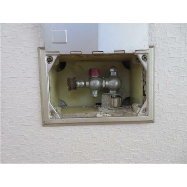 各居室とリビングにガス栓あり！ガスファンヒーターが使用でき便利