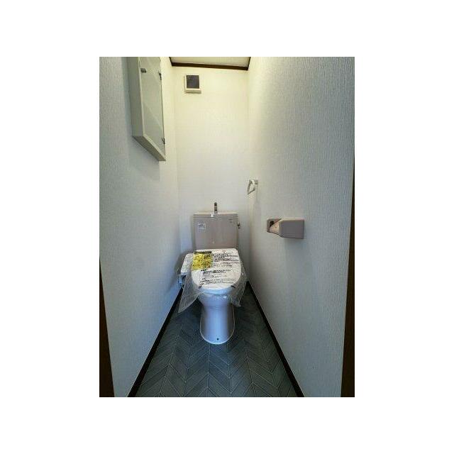 ゆったりとした空間のトイレです