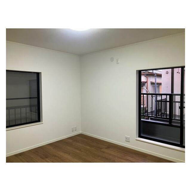 ２階約７帖洋室