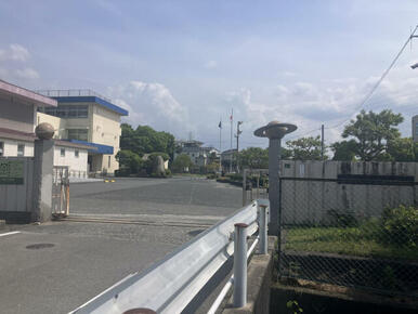 大城小学校