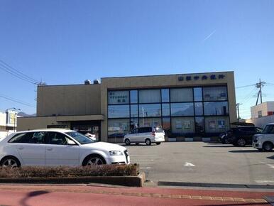 山梨中央銀行敷島支店