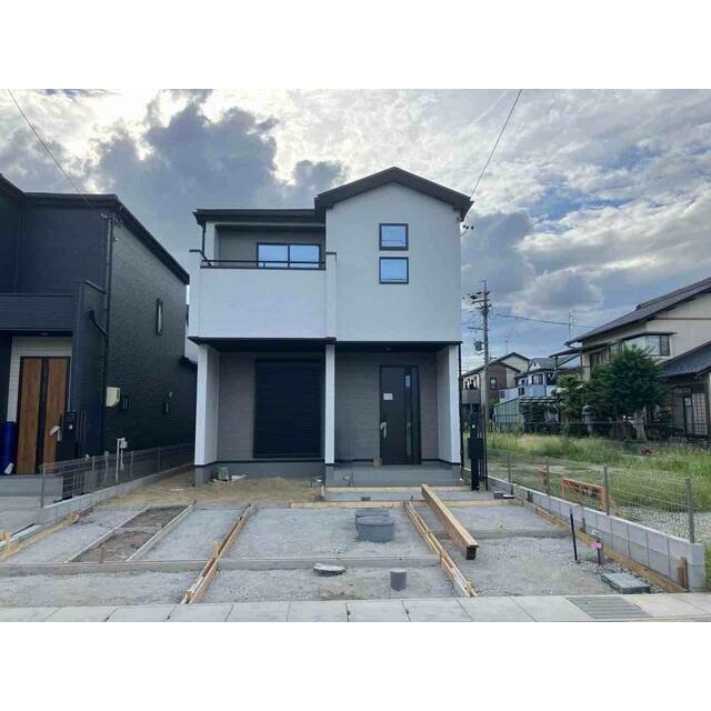 工事中　外観写真（8号棟）