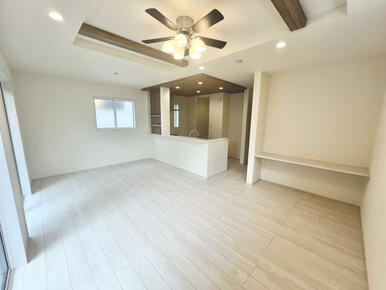 【2号棟】リビングダイニング