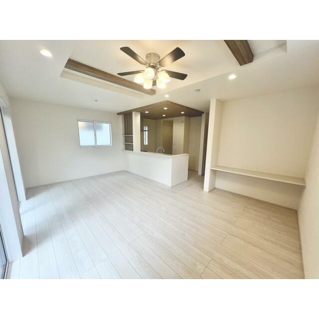 【2号棟】リビングダイニング