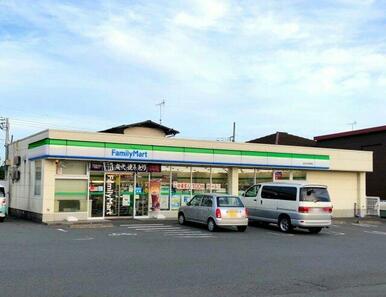 ファミリーマート 富士宮万野原店